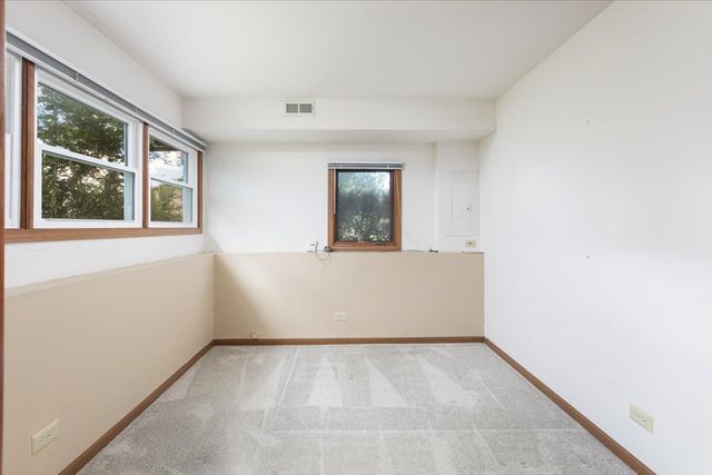 235 Indianwood Lane, West Chicago, IL 60185