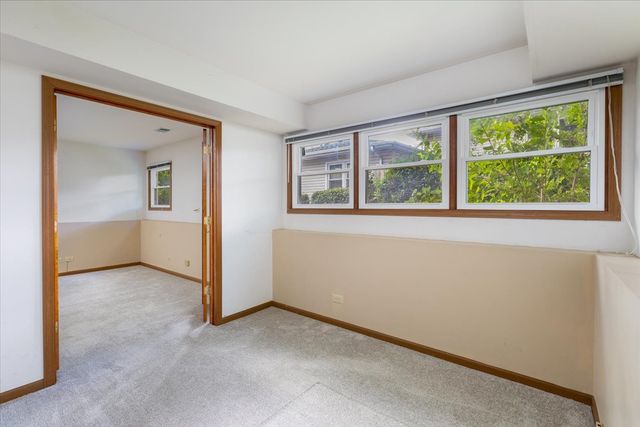 235 Indianwood Lane, West Chicago, IL 60185
