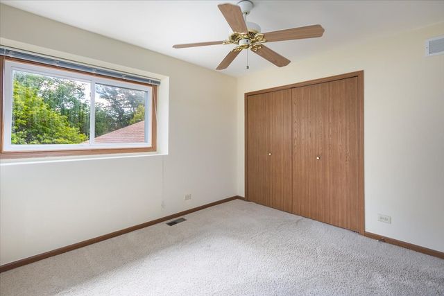 235 Indianwood Lane, West Chicago, IL 60185
