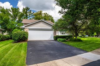 235 Indianwood Lane, West Chicago, IL 60185