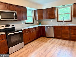 2007 LINCOLN AVE, Wilmington, DE 19809