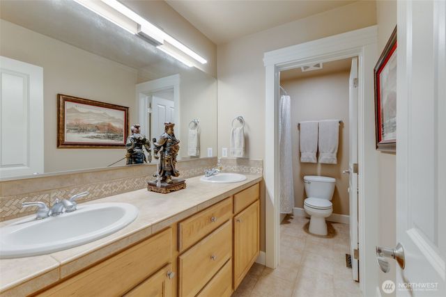 11405 65th Avenue NW, Gig Harbor, WA 98332