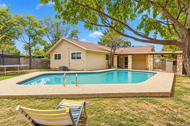 1563 Beverly Ann St, San Antonio, TX 78224
