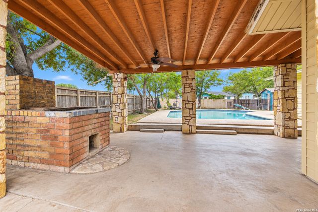1563 Beverly Ann St, San Antonio, TX 78224