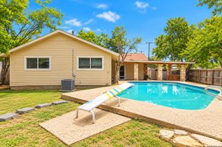 1563 Beverly Ann St, San Antonio, TX 78224