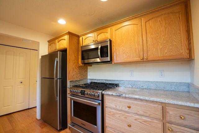 1277 Gardendale Avenue, Medford, OR 97504