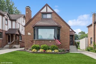7229 W Lunt Avenue, Chicago, IL 60631