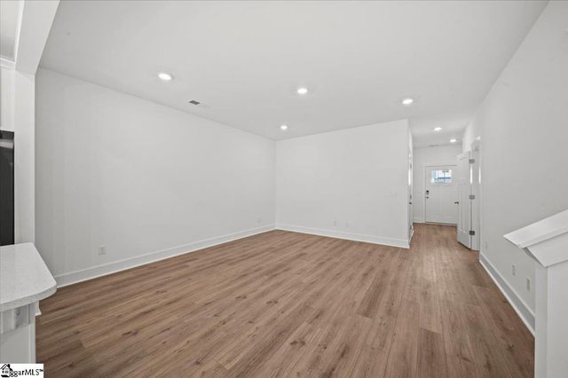 516 Harebell Way, Greenville, SC 29617