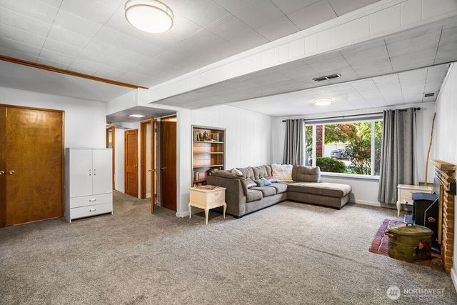 17629 72nd Avenue W, Edmonds, WA 98026