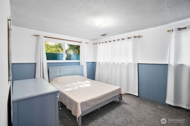 17629 72nd Avenue W, Edmonds, WA 98026