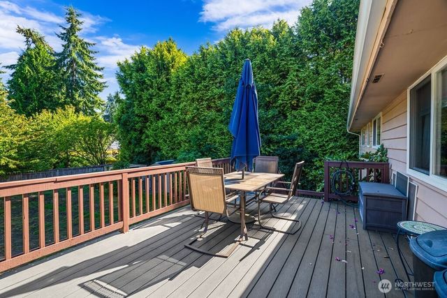 17629 72nd Avenue W, Edmonds, WA 98026