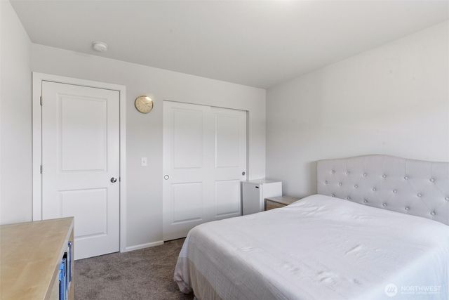 9219 Conine St SE, Yelm, WA 98597