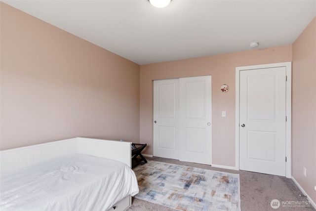 9219 Conine St SE, Yelm, WA 98597