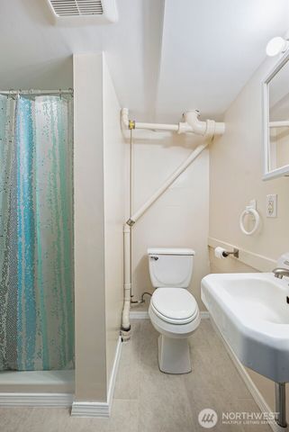 1120 N Montgomery Avenue, Bremerton, WA 98312