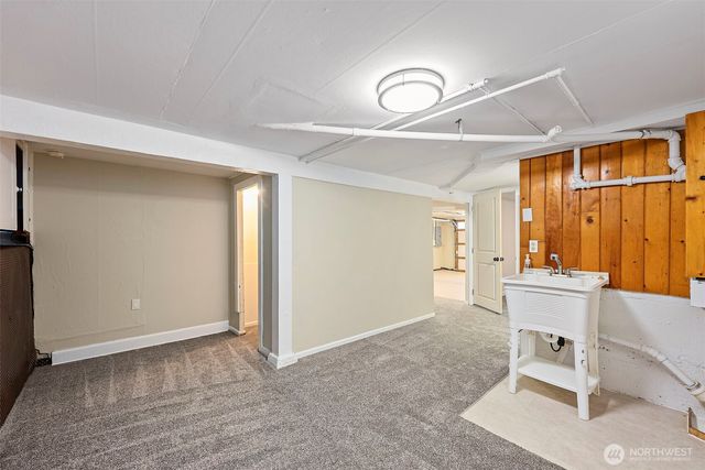1120 N Montgomery Avenue, Bremerton, WA 98312