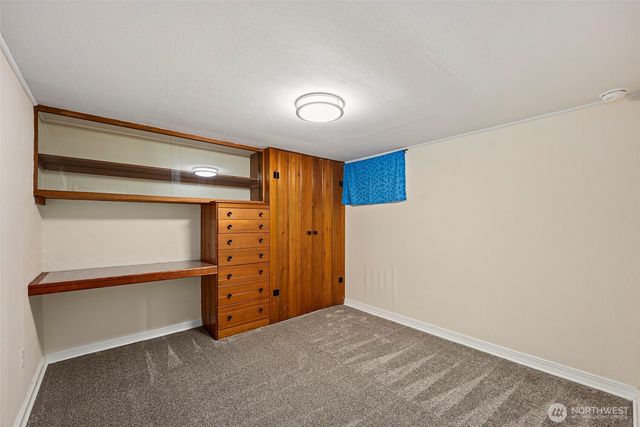 1120 N Montgomery Avenue, Bremerton, WA 98312
