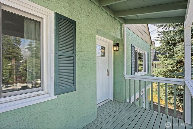 1120 N Montgomery Avenue, Bremerton, WA 98312