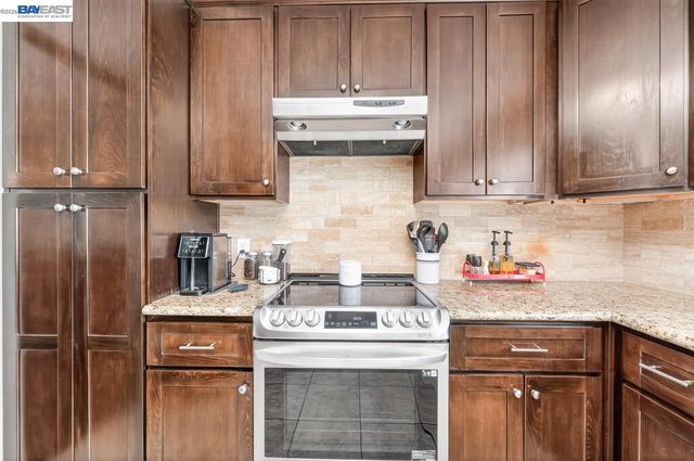 5549 Bridgeport Cir., Livermore, CA 94551