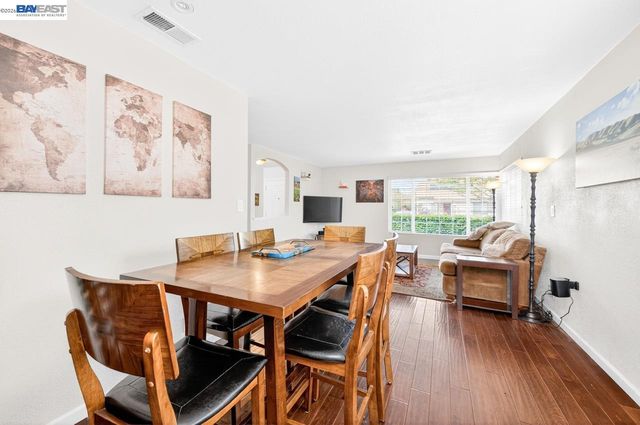 5549 Bridgeport Cir., Livermore, CA 94551