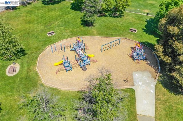 5549 Bridgeport Cir., Livermore, CA 94551