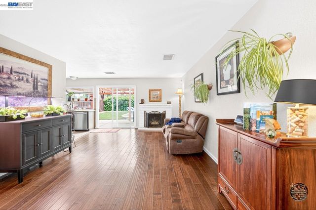 5549 Bridgeport Cir., Livermore, CA 94551