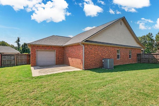 2808 McNeill Cove, Cabot, AR 72023