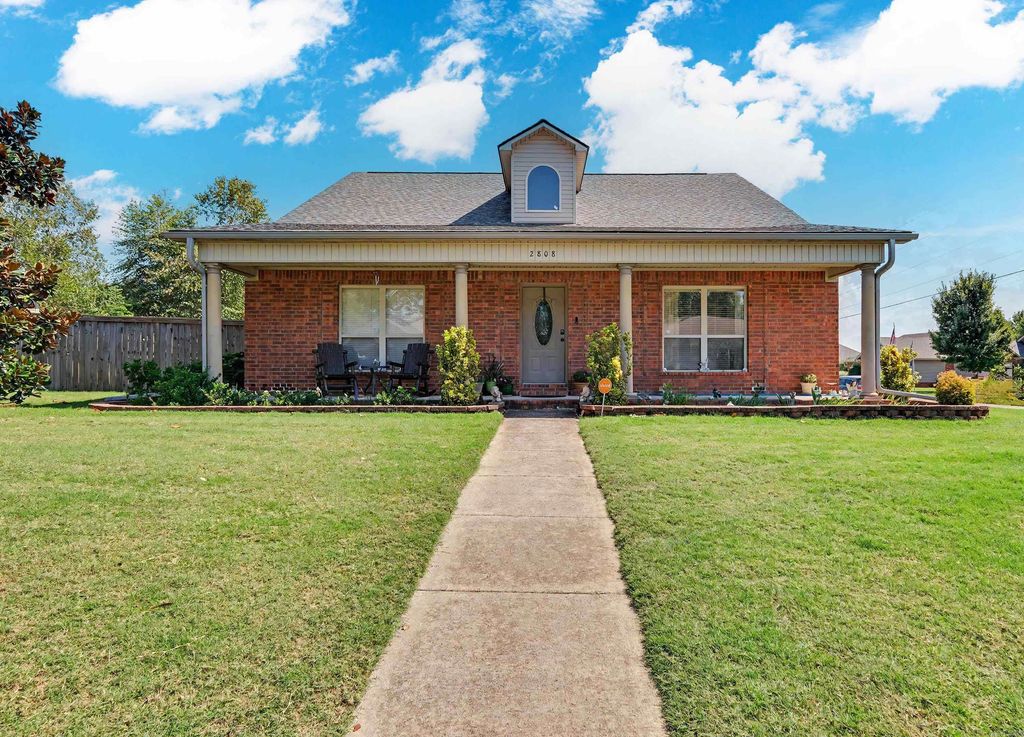 2808 McNeill Cove, Cabot, AR 72023