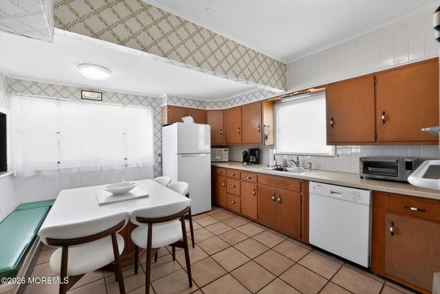 11 Salem Avenue, Spring Lake, NJ 07762