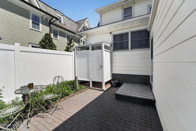 11 Salem Avenue, Spring Lake, NJ 07762
