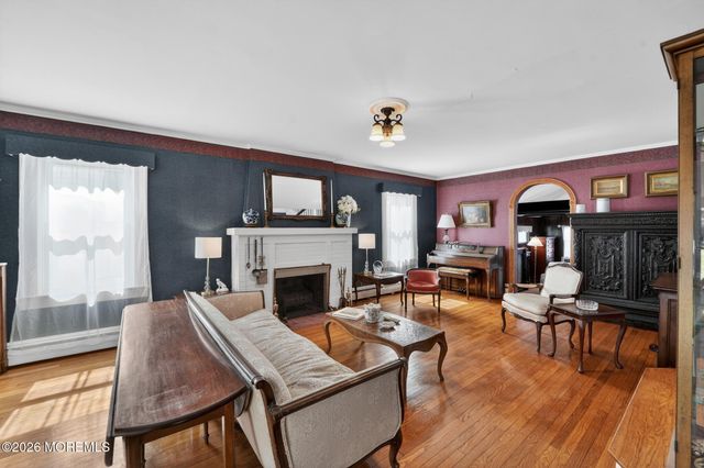 11 Salem Avenue, Spring Lake, NJ 07762
