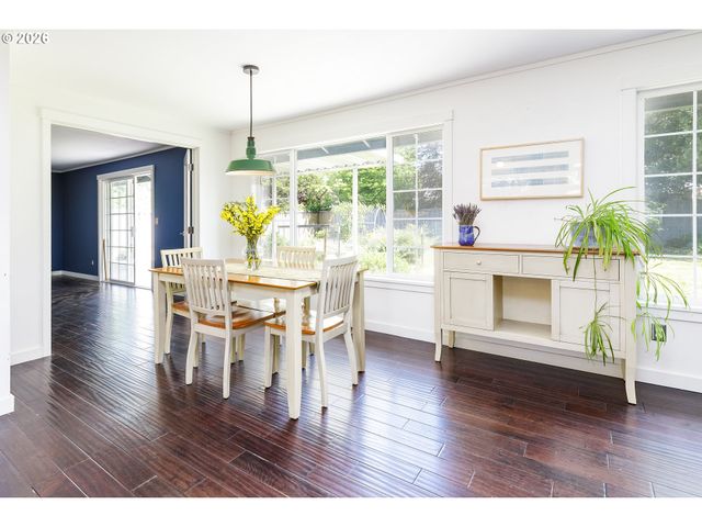 16425 Se STERLING Cir, Milwaukie, OR 97267