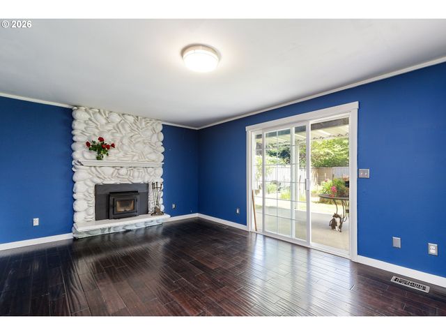 16425 Se STERLING Cir, Milwaukie, OR 97267