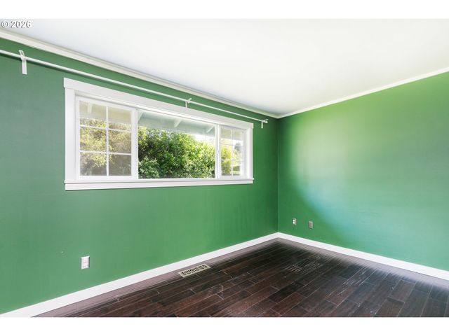 16425 Se STERLING Cir, Milwaukie, OR 97267