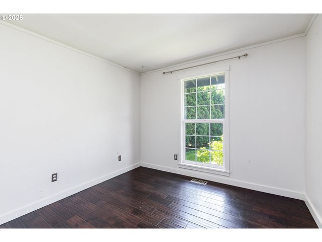 16425 Se STERLING Cir, Milwaukie, OR 97267