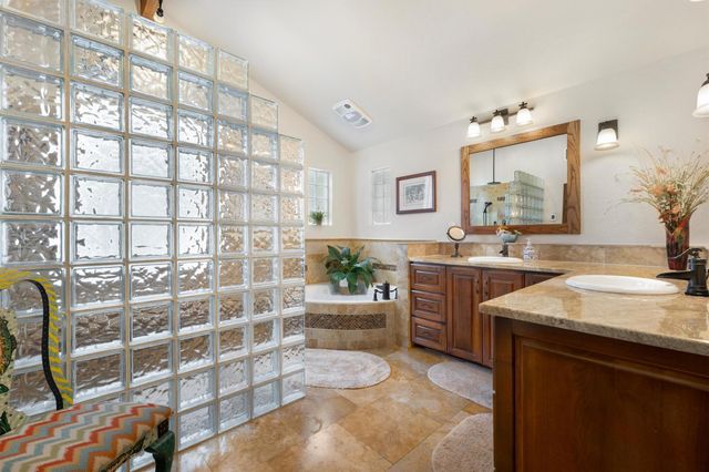 14951 Arrowhead DR, Volente, TX 78641