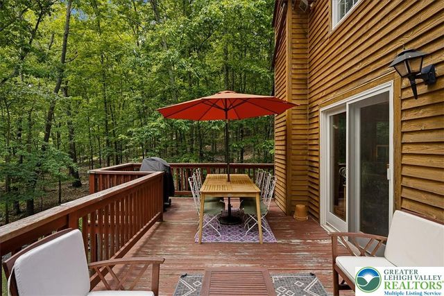 111 View Court, East Stroudsburg, PA 18302