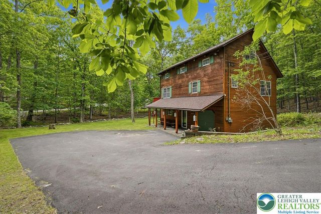 111 View Court, East Stroudsburg, PA 18302