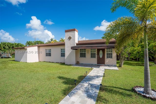 141 NE 14th St, Homestead, FL 33030