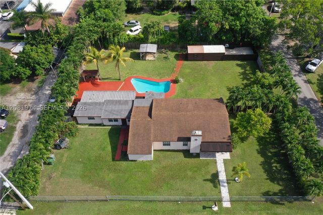 141 NE 14th St, Homestead, FL 33030