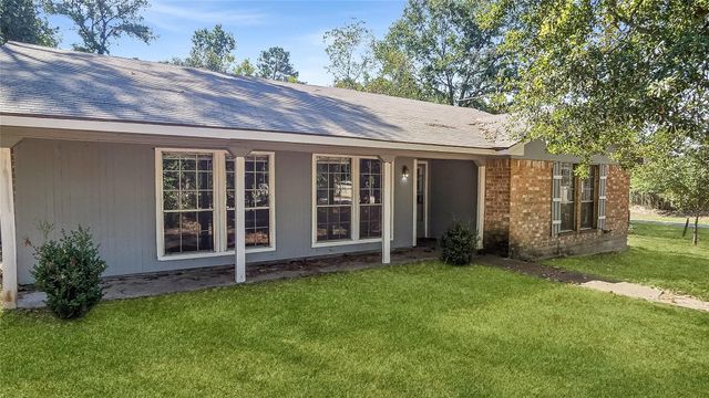 15516 Northwood Drive, Porter, TX 77365