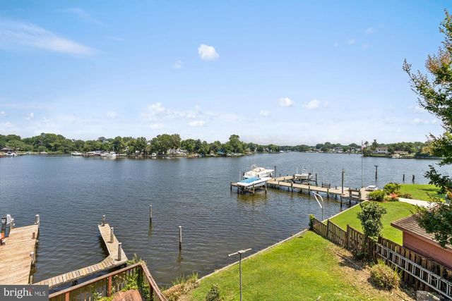 8350 BEAR CREEK DR, Baltimore, MD 21222