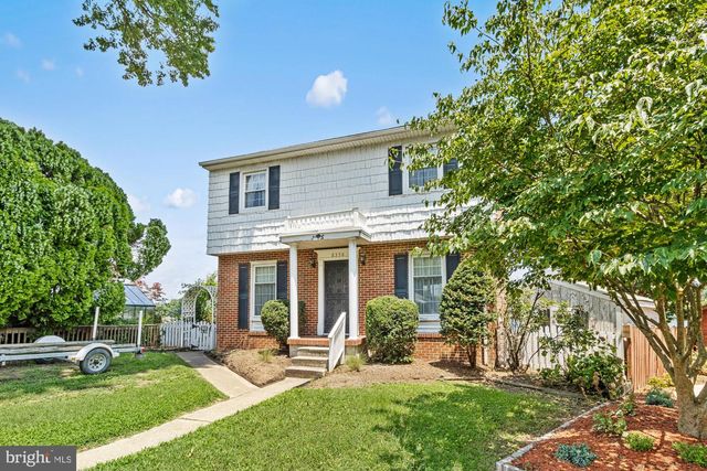 8350 BEAR CREEK DR, Baltimore, MD 21222