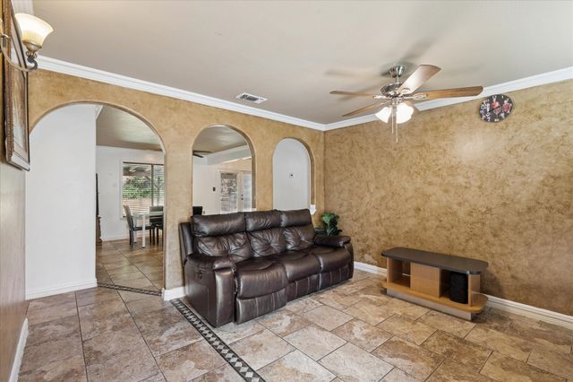 1309 Kingston Drive, Lewisville, TX 75067