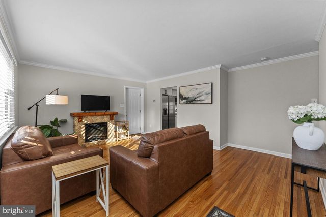 1103 QUEEN DR, West Chester, PA 19380