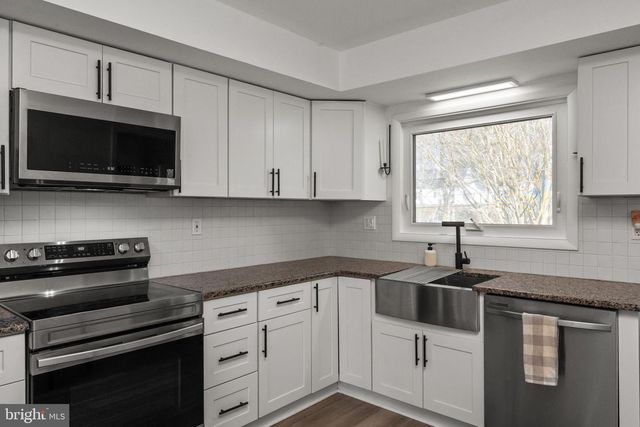 1103 QUEEN DR, West Chester, PA 19380