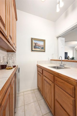 713 Sunfish ST, Lakeway, TX 78734