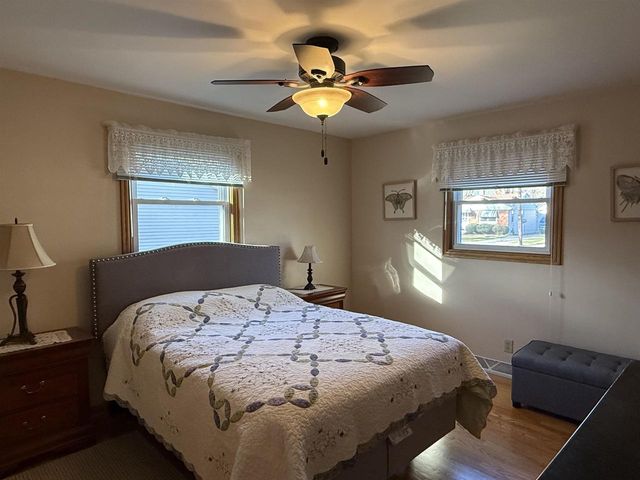 833 COLONIAL AVENUE, Green Bay, WI 54304