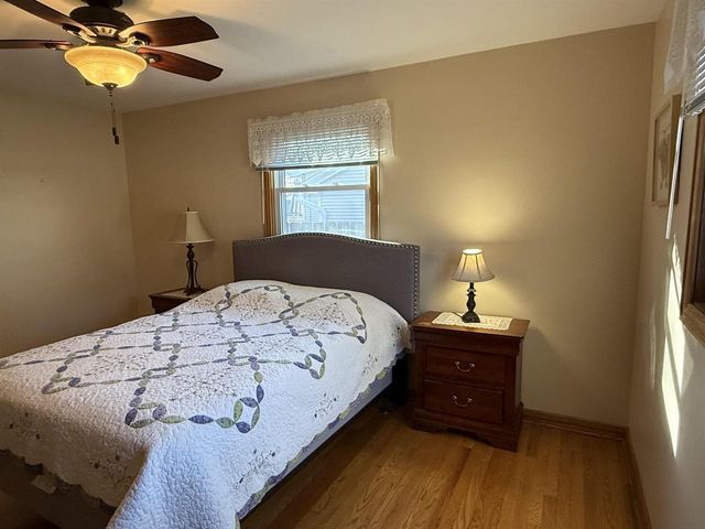 833 COLONIAL AVENUE, Green Bay, WI 54304