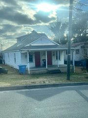 716 McDowell AVE, Roanoke, VA 24016