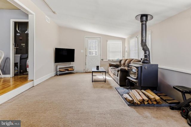 1137 LAWNTON AVE, West Deptford, NJ 08096